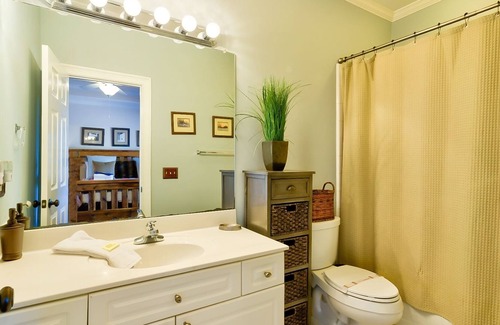 Mineral Bluff Cabine | RITZ ON THE ROCKS - Six Bedroom Long Range View Blue Ridge Cabin Rental