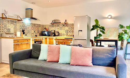 Pont-de-Metz Appartement | *Rivage* Spacieux T2 RDC sur cour:Jardin-Fibre-Netflix-Terrasse