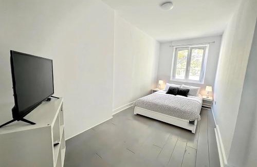Charleroi Appartement | Rive Gauche F centre - gare - aéroport