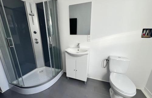 Charleroi Appartement | Rive Gauche F centre - gare - aéroport