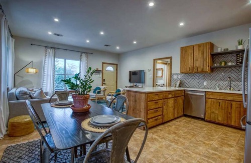 Kyle Cabine | River Access | Grill | Firepit