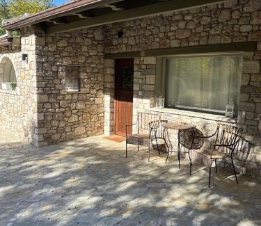 Kalavrita Appartement | River country