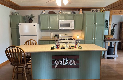 Weyauwega Maison | River Haven Farmhouse
