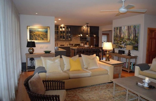 Newberg Maison | River Haven House