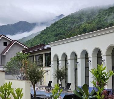 Caciulata Hôtel | RIVER Hotel & SPA