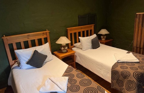 Malelane Cabine | River House Bush and Safari Lodge