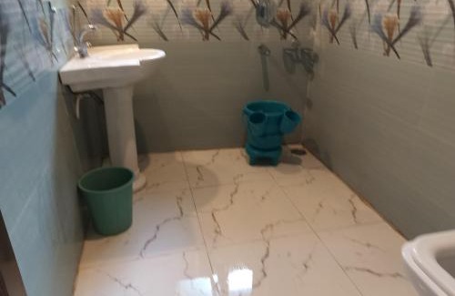 Laripora Maison | River Land Guest House