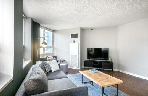 Rush and Division Appartement | River N 1BR w Gym WD nr Magnificent Mile CHI-162