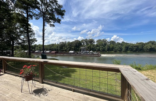 Moundville Cabine | River Retreat - 30 minutes Tuscaloosa