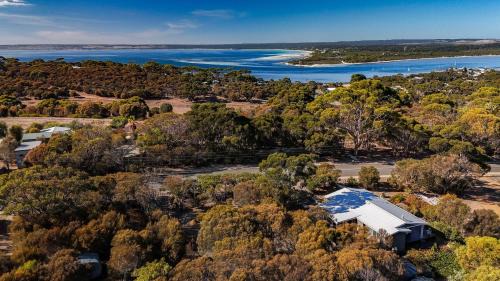 American River Maison | River Retreat