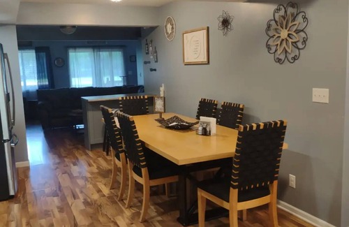 Thayer Maison | River retreat in Momence, IL. with river access. There is a private dock onsite.