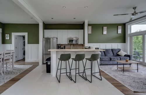 Watertown Maison | River's Getaway- an urban oasis!