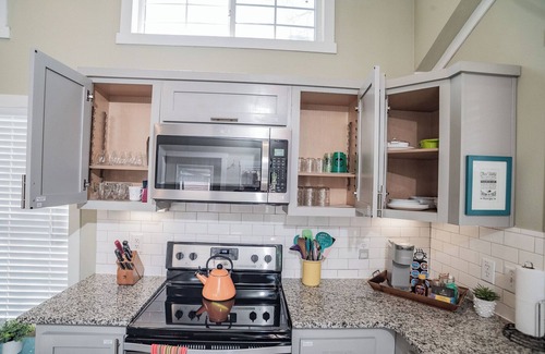 Seguin Cabine | River Staycation / Fishing Dock / Kayak / FastWiFi
