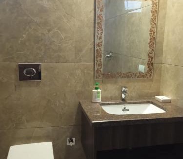 Mandi Hôtel | River View