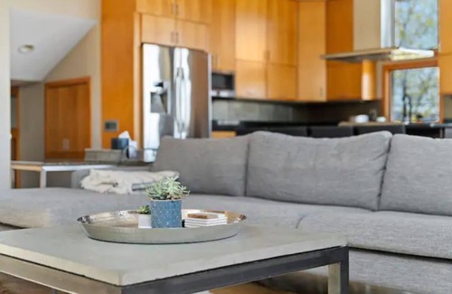 Wheeler Maison | Rivera House-fun and comfort steps from the beach