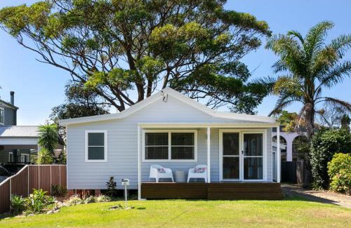 Shoalhaven Heads Maison | Riverbank Cottage & Studio