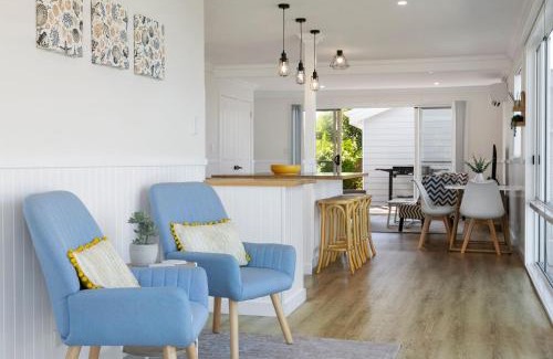 Shoalhaven Heads Maison | Riverbank Cottage & Studio