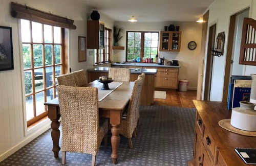 Blenheim Cottage | Riverbank Cottage