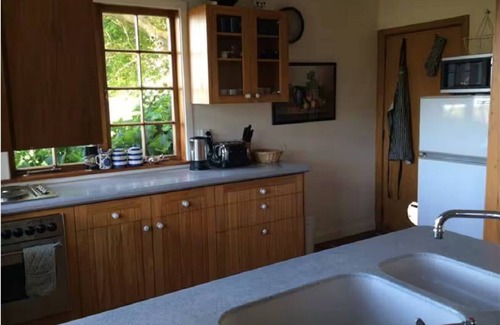 Blenheim Cottage | Riverbank Cottage