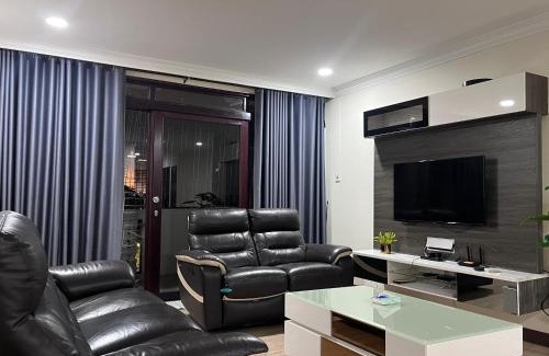 Kampung Surabaya Appartement | Riverbank Suite @ Waterfront KCH
