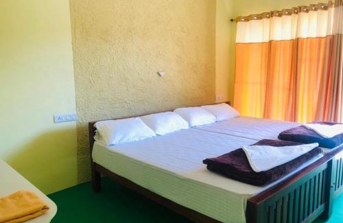 Devikolam Maison | Riverbench Homestay Munnar, Anaviratty