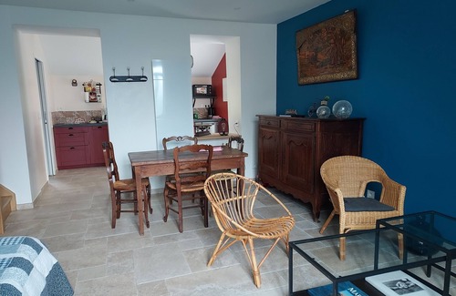 Briollay Maison | Riverfront 10 mn from Angers
