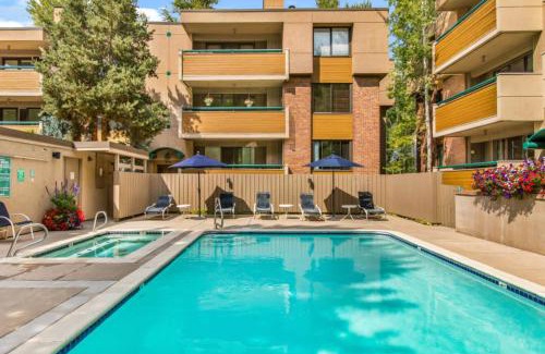 Aspen Maison | Riverfront 2 BR - Steps to Town - Pool & Hot Tub
