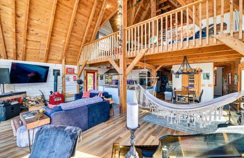 Newtonville Maison | Riverfront A-Frame Cabin in Troy with Pool and Dock!