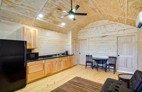 Blanchardville Maison | Riverfront Cabin Rental about 9 Mi to Yellowstone Lake