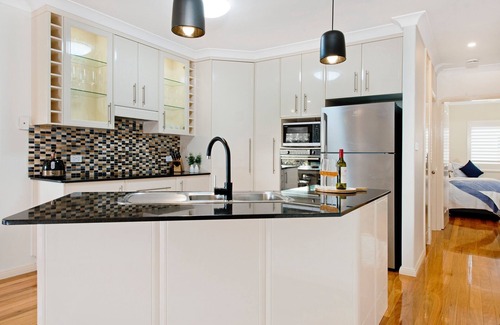North Haven Appartement | Retraite pour couples en bord de rivière