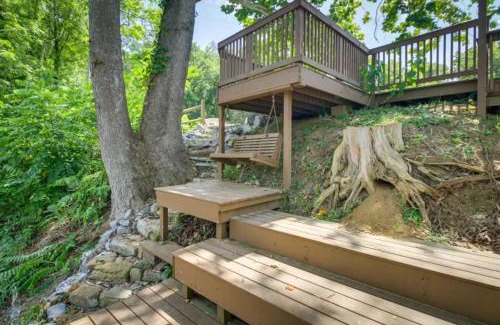 Lexington Maison | Riverfront Home (Apartment and Bar)