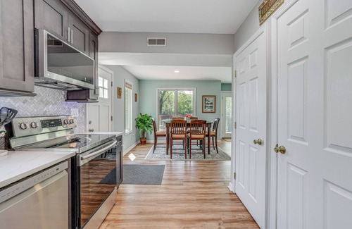 Finesville Maison | Riverfront Home in Phillipsburg w/ Deck & Yard!