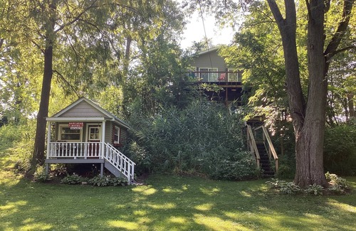 Grass Creek Maison | Riverfront house on the Tippecanoe River- Boo - Boo’s den - lower level