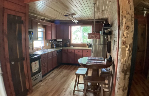 Grass Creek Maison | Riverfront house on the Tippecanoe River- Yogi’s Den - upper level
