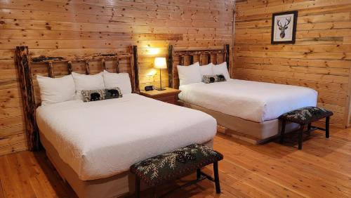 Thompson Falls Hôtel | Riverfront Motel & Cabins