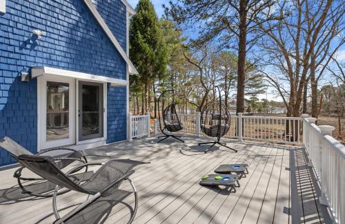 Wareham Center Maison | Riverfront Retreat in Wareham