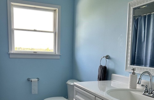 Calverton Maison | Riverhead Heated Pool Oasis near Lavender Fields, Splish Splash and Tanger Mall