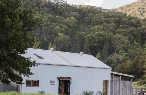 Cudgegong Maison | Riverlea Stables- style and charm await you!