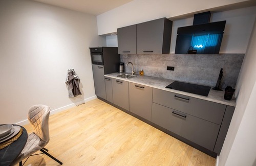 Hillegersberg-Zuid Appartement | Riverside 2BDR Apartment VPD