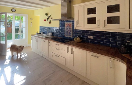 Mornac-sur-Seudre Maison | Riverside 4 bedroom House in a stunning village, close to miles of beaches