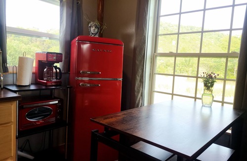 Eureka Springs Cabine | Riverside "Barndominium" w/ easy access to water