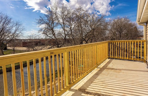 Norfolk Maison | Riverside Cabin Home near Downtown Norfolk