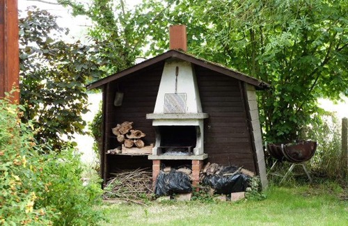 Vaas Cottage | Chalet nature climatisé près d'une rivière avec terrasse, barbecue, et parking privé