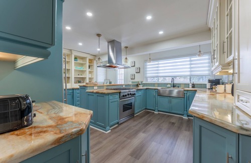 Georgetown Maison | Riverside Cottage, 4 BR Luxury Retreat