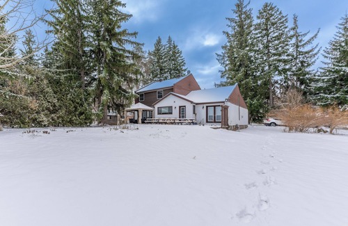 Georgetown Maison | Riverside Cottage, 4 BR Luxury Retreat