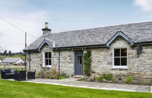 Blair Atholl Maison | Riverside Cottage