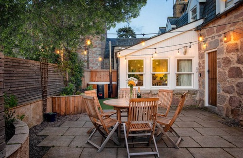 Ballater Cottage | Riverside Cottage with luxurious wood fired hot tub in Ballater