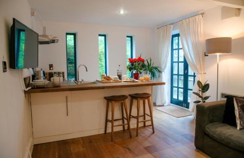 Mells Maison | Riverside Dormer Mells nr Babington