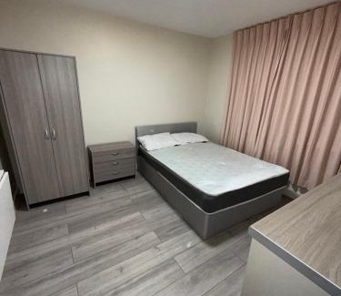 Ravensbury Appartement | Riverside