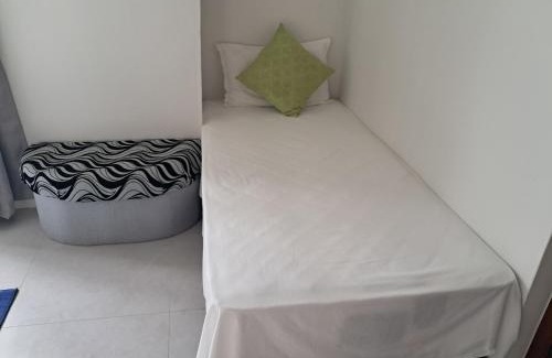 Grand River South East Maison | Riverside Holiday Home